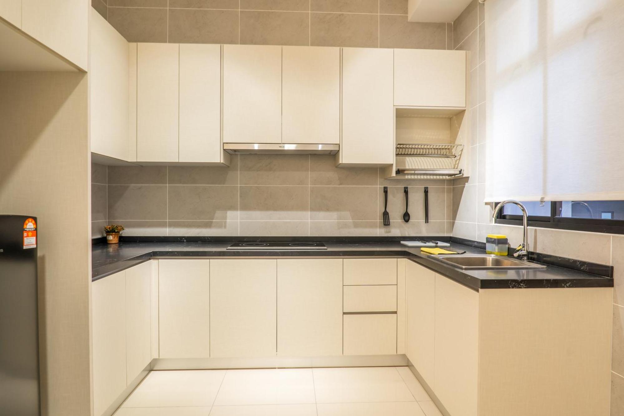 Twin Tower Residence By Nest Home【5 Mins Walk To Ciq】 ยะโฮร์บาห์รู ภายนอก รูปภาพ