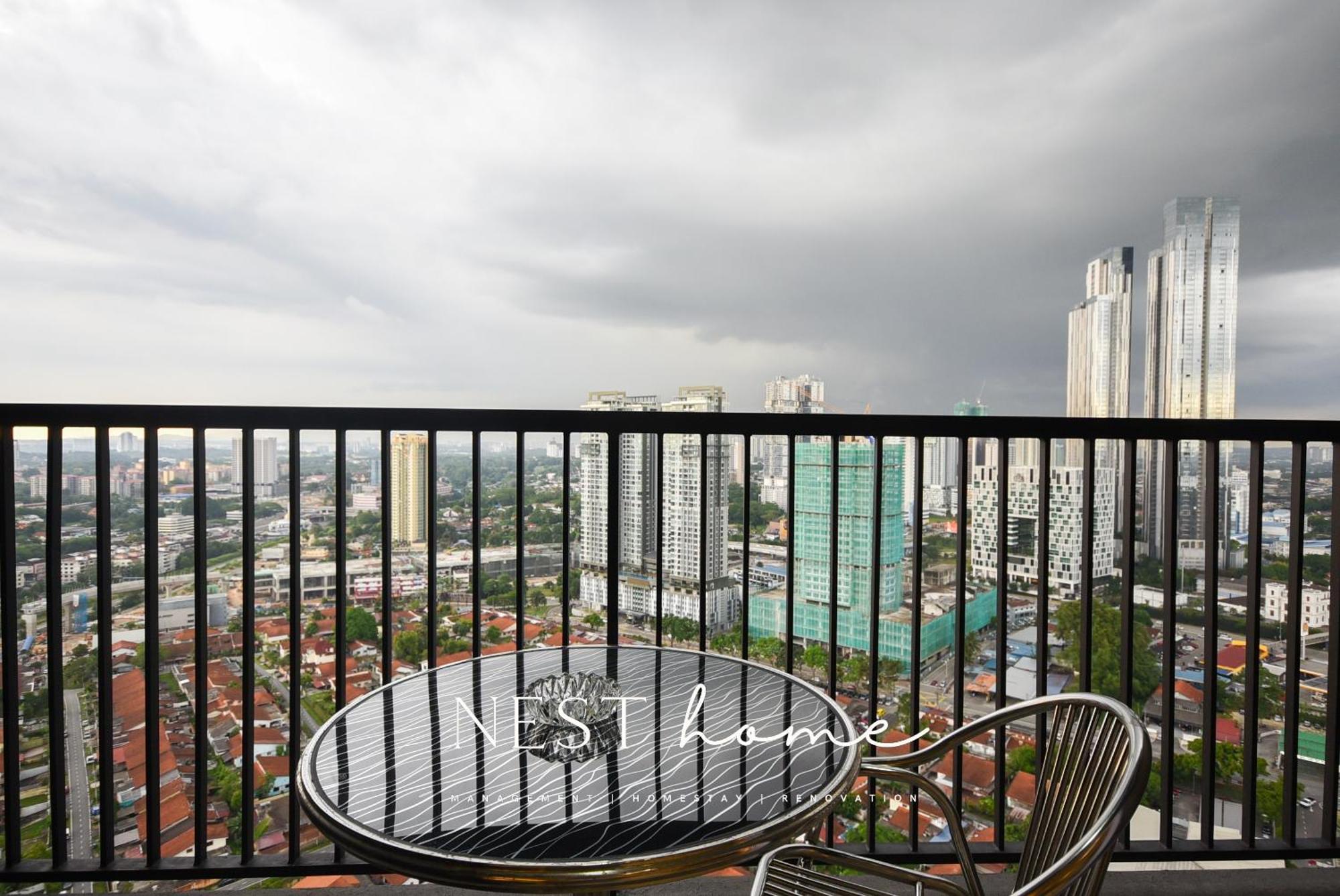 Twin Tower Residence By Nest Home【5 Mins Walk To Ciq】 ยะโฮร์บาห์รู ภายนอก รูปภาพ