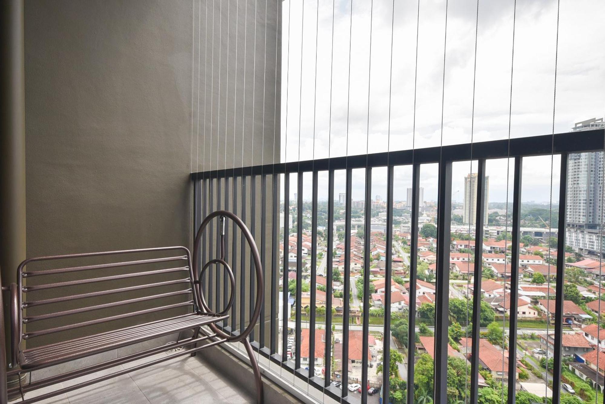 Twin Tower Residence By Nest Home【5 Mins Walk To Ciq】 ยะโฮร์บาห์รู ภายนอก รูปภาพ